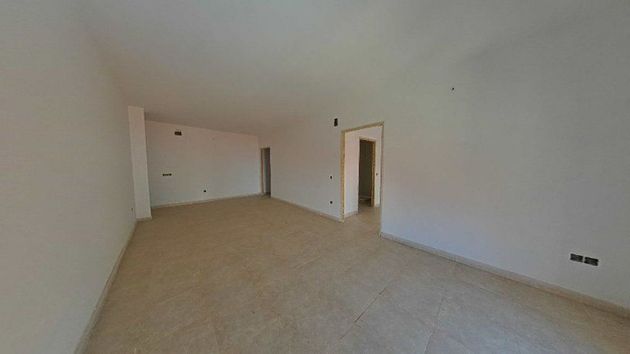 Foto 1 de Venta de piso en Quintana de la Serena de 3 habitaciones con ascensor