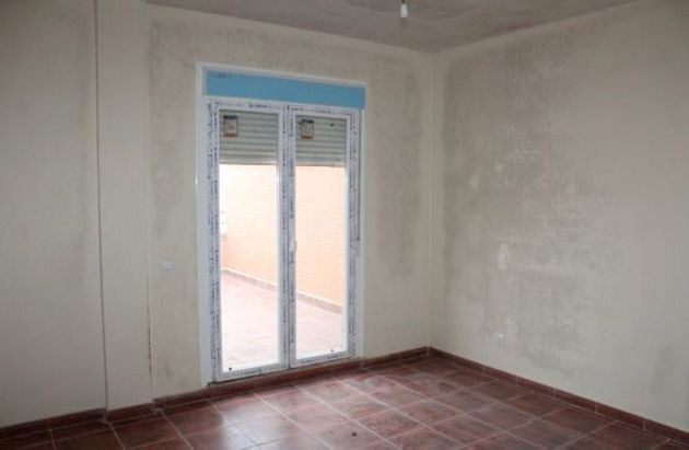 Foto 2 de Venta de casa en Calera y Chozas de 1 habitación con terraza y balcón