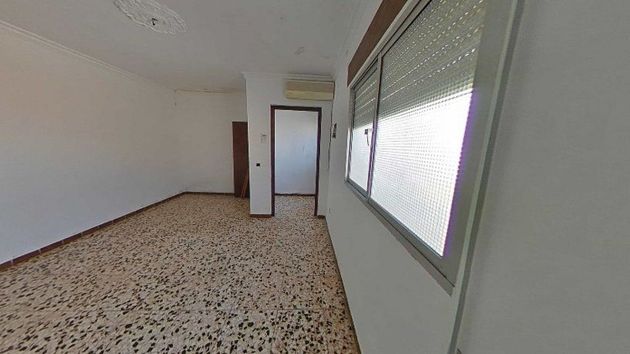 Foto 2 de Piso en venta en Este-Delicias de 3 habitaciones con terraza