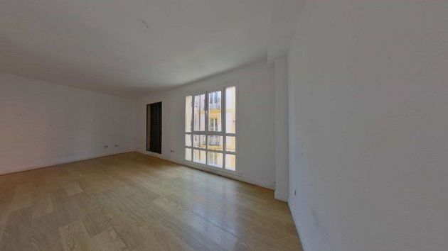 Foto 2 de Pis en venda a Miranda de Ebro de 4 habitacions i 135 m²