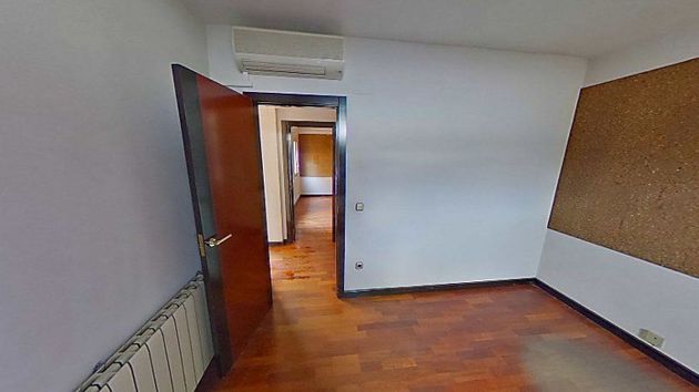 Foto 1 de Pis en venda a Centro - Segovia de 4 habitacions amb calefacció i ascensor
