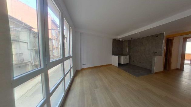Foto 1 de Venta de piso en Miranda de Ebro de 2 habitaciones con calefacción