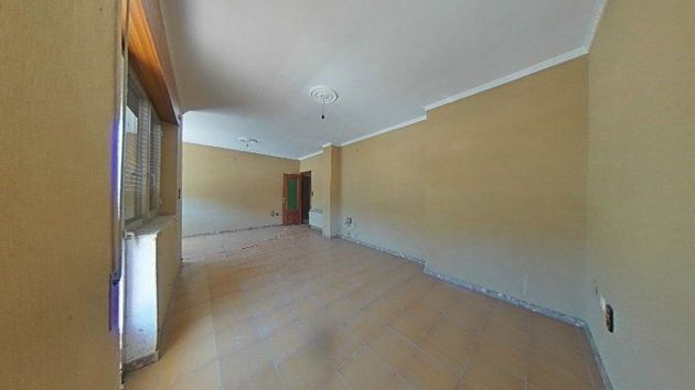 Foto 1 de Venta de piso en Carballeda de Valdeorras de 4 habitaciones y 167 m²