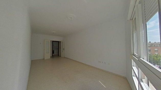Foto 2 de Piso en venta en Pinar de los Franceses - Marquesado de 3 habitaciones con garaje y ascensor