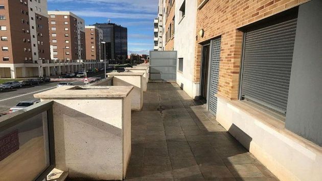 Foto 2 de Local en venda a Universidad - Los Lirios de 116 m²