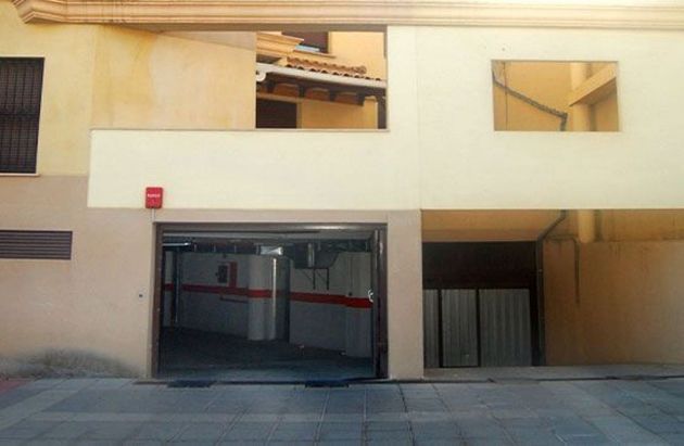 Foto 1 de Garaje en venta en Guadix de 13 m²