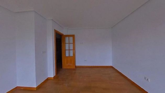 Foto 2 de Venta de piso en Alto del Castaño de 3 habitaciones y 123 m²