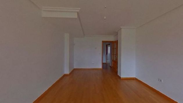 Foto 2 de Venta de piso en Alto del Castaño de 4 habitaciones y 168 m²