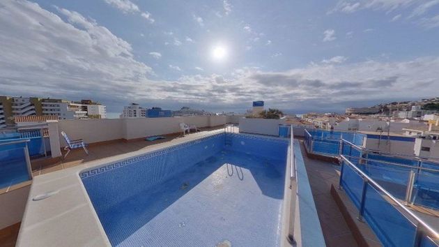 Foto 2 de Venta de piso en Llandels de 4 habitaciones con terraza y piscina