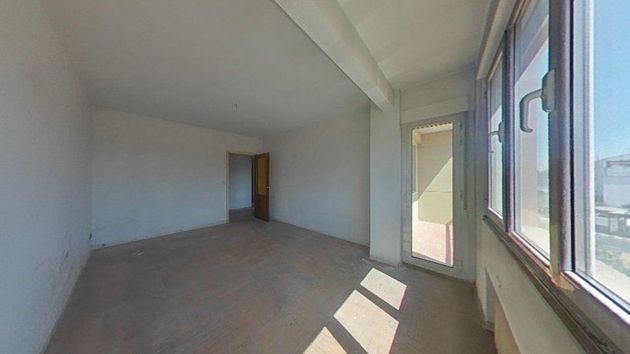 Foto 2 de Venta de piso en Astorga de 4 habitaciones con balcón