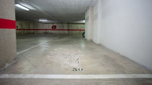 Foto 2 de Venta de garaje en PAU 2-600 de 13 m²