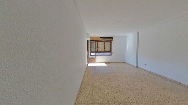 Foto 2 de Pis en venda a Almoradí de 4 habitacions amb terrassa i balcó