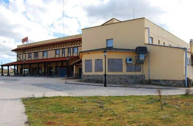 Foto 1 de Edificio en venta en Berrocalejo de Aragona de 260 m²
