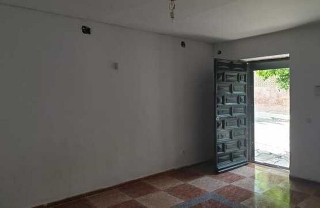 Foto 2 de Venta de casa en Campo de la Verdad - Miraflores de 2 habitaciones y 61 m²