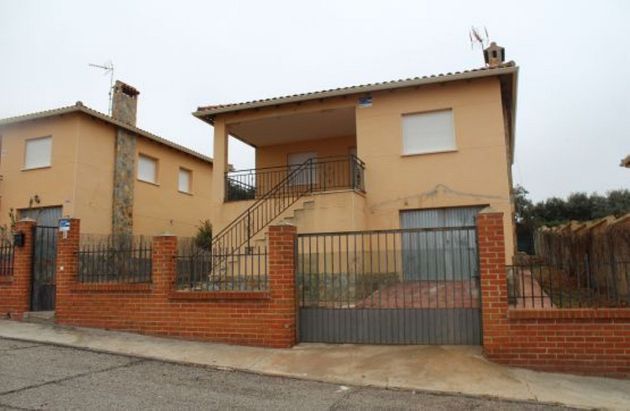 Foto 2 de Venta de casa en Casar de Escalona (El) de 3 habitaciones con terraza y garaje