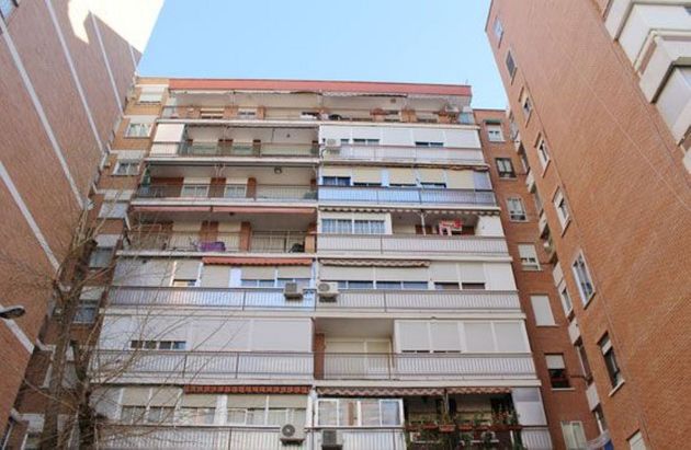 Foto 1 de Pis en venda a Fuenlabrada II - El Molino de 3 habitacions amb terrassa i ascensor