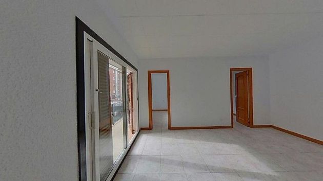 Foto 2 de Piso en venta en Premià de Mar de 4 habitaciones con terraza