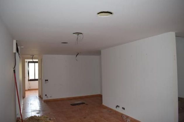 Foto 1 de Venta de casa en Mediona de 4 habitaciones y 265 m²