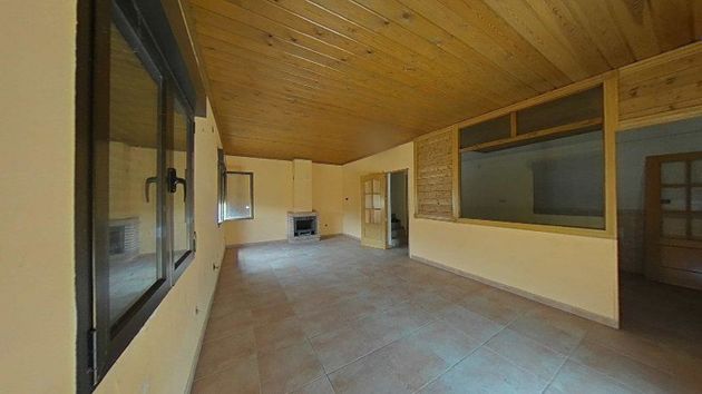 Foto 2 de Venta de casa en Ossa de Montiel de 3 habitaciones y 247 m²
