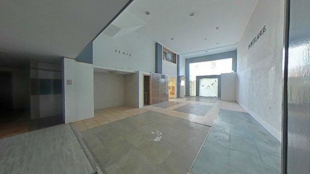 Foto 2 de Edifici en venda a Chantada de 588 m²