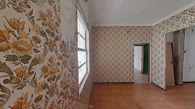 Foto 2 de Venta de casa en A Gándara de 5 habitaciones y 156 m²