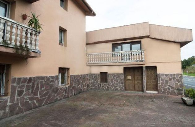 Foto 1 de Casa en venta en Añorga - Zubieta de 6 habitaciones con terraza y balcón