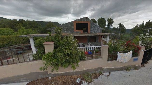 Foto 2 de Casa en venda a Torrelles de Foix de 3 habitacions i 313 m²