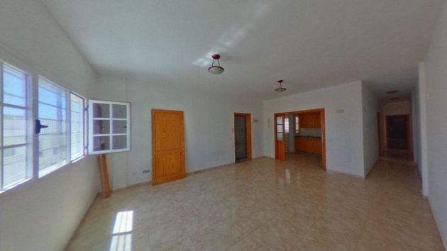 Foto 2 de Venta de piso en Argana Alta - Maneje de 2 habitaciones y 101 m²