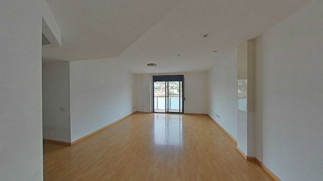 Foto 1 de Piso en venta en Vallpineda - Santa Bàrbara de 3 habitaciones con balcón y aire acondicionado