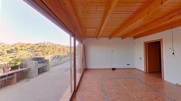 Foto 1 de Casa en venda a Vacarisses de 3 habitacions amb terrassa