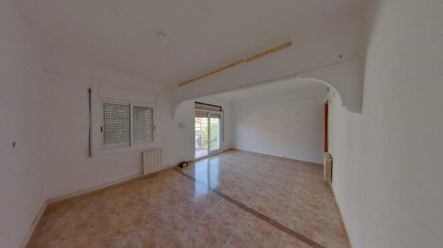 Foto 1 de Piso en venta en Sant Jordi - Can Mas de 2 habitaciones con balcón