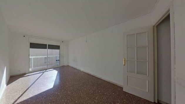Foto 1 de Piso en venta en La Guineueta de 3 habitaciones y 70 m²