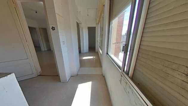 Foto 2 de Piso en venta en Sagrada Familia de 4 habitaciones y 97 m²