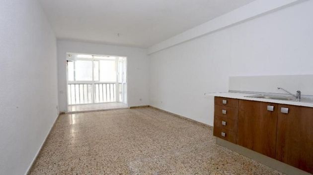 Foto 1 de Venta de piso en Zona Pueblo de 2 habitaciones y 53 m²
