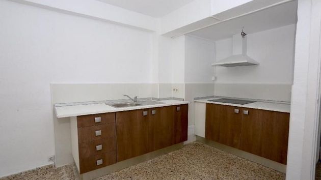 Foto 2 de Pis en venda a Zona Pueblo de 2 habitacions i 53 m²