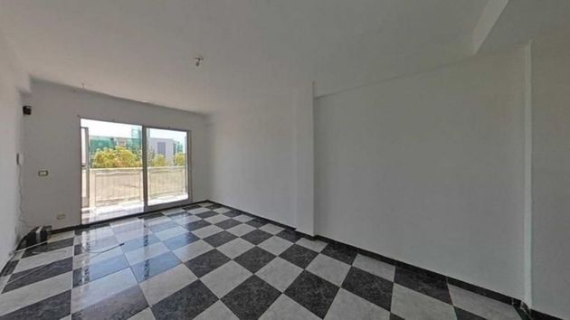 Foto 2 de Pis en venda a Mariblanca - Villafontana de 3 habitacions amb terrassa i balcó