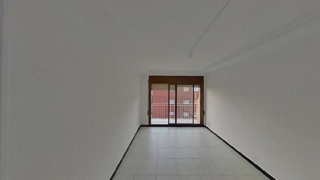 Foto 1 de Pis en venda a El Palau - Escorxador de 3 habitacions amb terrassa i ascensor