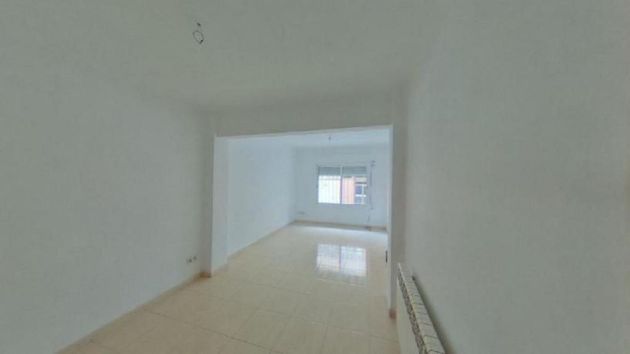 Foto 1 de Piso en venta en Centre - Castellar del Vallès de 3 habitaciones con balcón y ascensor