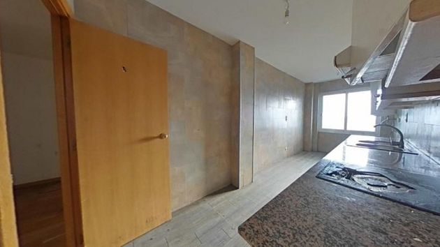 Foto 2 de Venta de piso en Sant Adrià de Besos de 3 habitaciones con balcón y ascensor