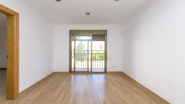 Foto 1 de Pis en venda a Can Borrell - La Plana de Lledó de 3 habitacions amb balcó