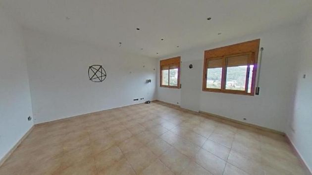 Foto 1 de Casa en venda a Mas Trader-Corral D’En Tort-Corral D’En Cona de 5 habitacions amb garatge