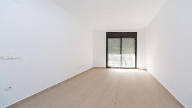 Foto 1 de Pis en venda a Centre Vila de 2 habitacions i 64 m²