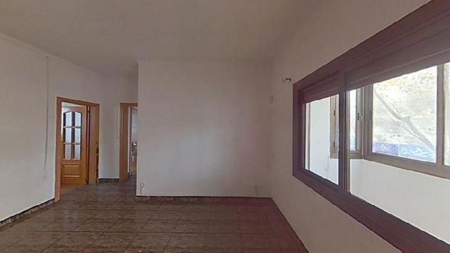 Foto 1 de Piso en venta en Provençals del Poblenou de 3 habitaciones con terraza y ascensor