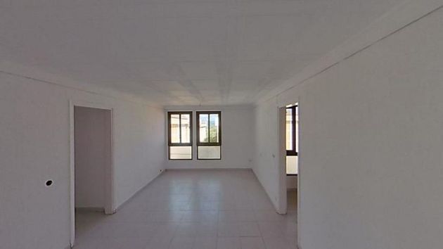 Foto 1 de Venta de piso en Constantí de 4 habitaciones y 136 m²