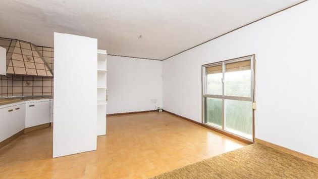 Foto 1 de Venta de piso en El Besós i el Maresme de 2 habitaciones y 61 m²