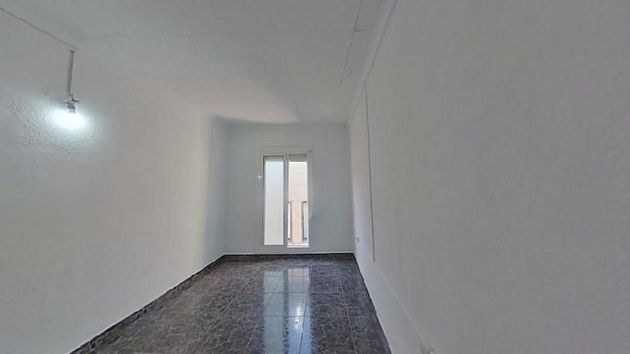 Foto 1 de Pis en venda a El Raval de 2 habitacions i 42 m²