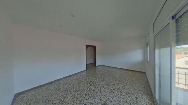Foto 1 de Pis en venda a Corbera de Llobregat de 3 habitacions amb balcó