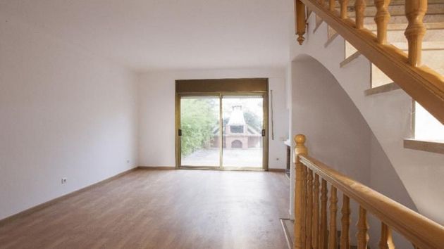 Foto 1 de Casa en venda a Clarà de 4 habitacions amb terrassa i garatge