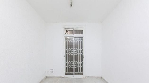 Foto 1 de Venta de oficina en El Raval de 33 m²