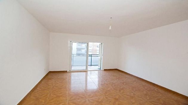 Foto 1 de Venta de piso en Fonts dels Capellans - Viladordis de 4 habitaciones y 105 m²